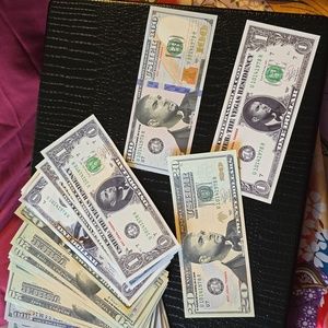 Usher Bucks Promo / Costume